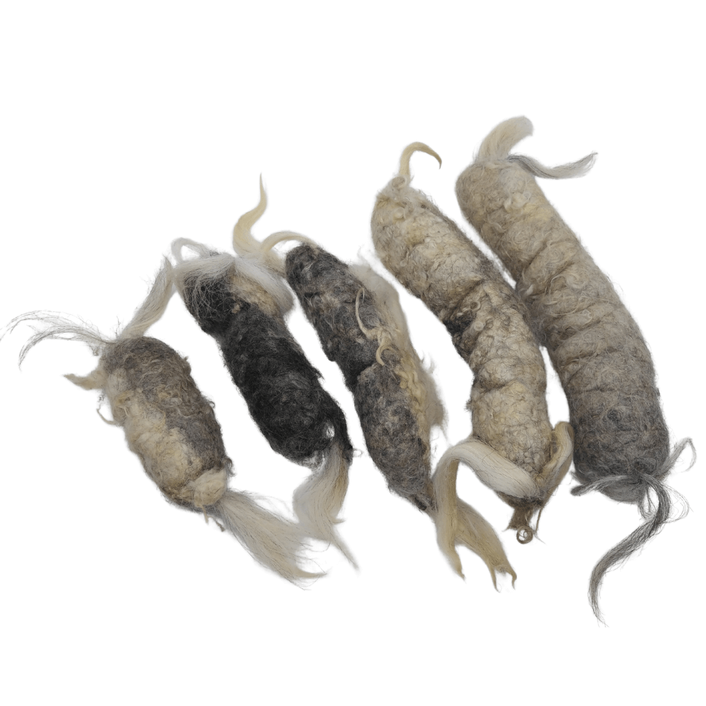 Hundespielzeug Wuschel aus Schafwolle Hundespielzeug Wuschel aus Schafwolle