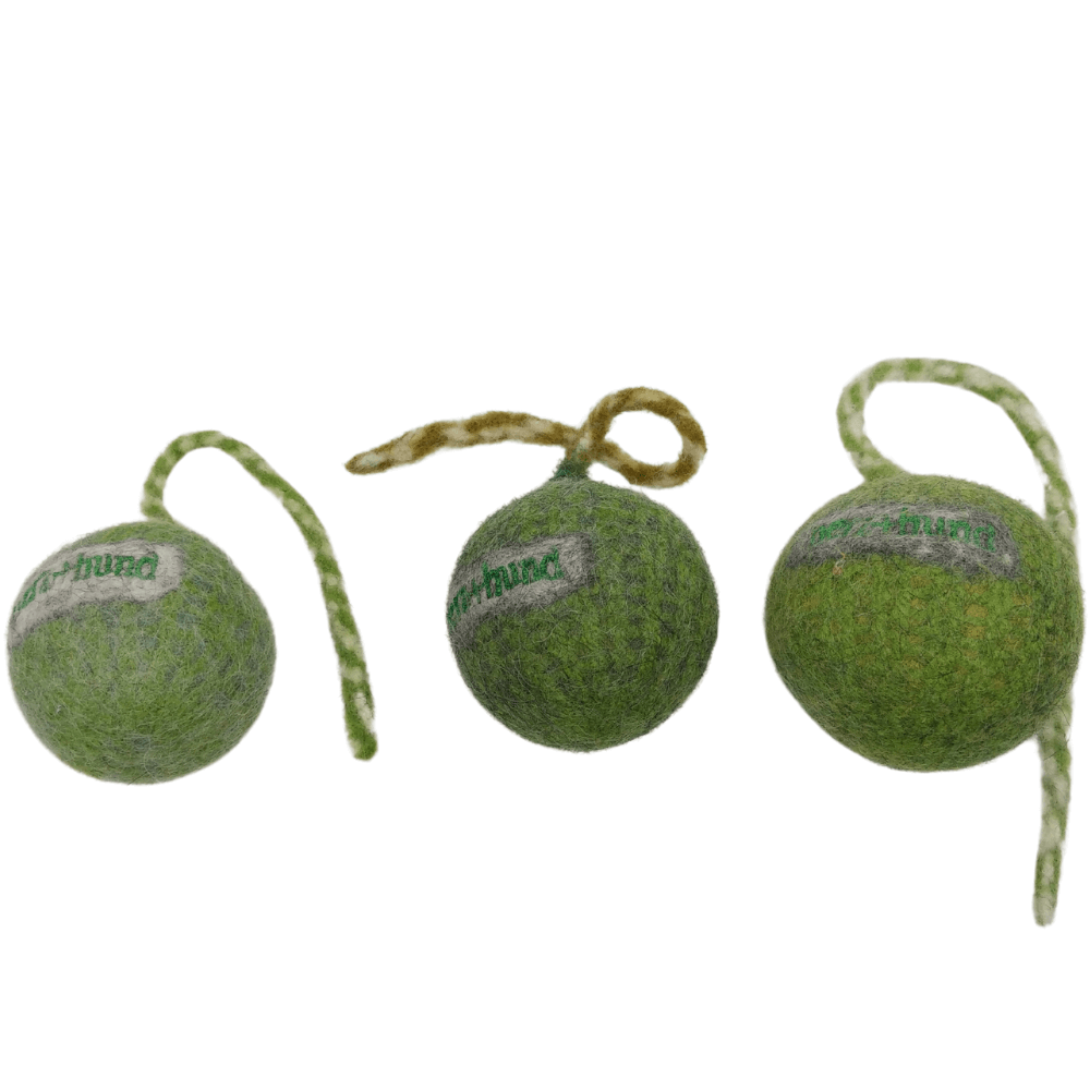 Schleuderball grün mit Wurfleine Schleuderball grün mit Wurfleine für Hunde aus Bio-Wollfilz