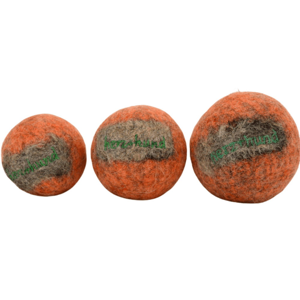 Hundeball orange aus Schafwolle Orangefarbener Hundeball aus Schafwolle