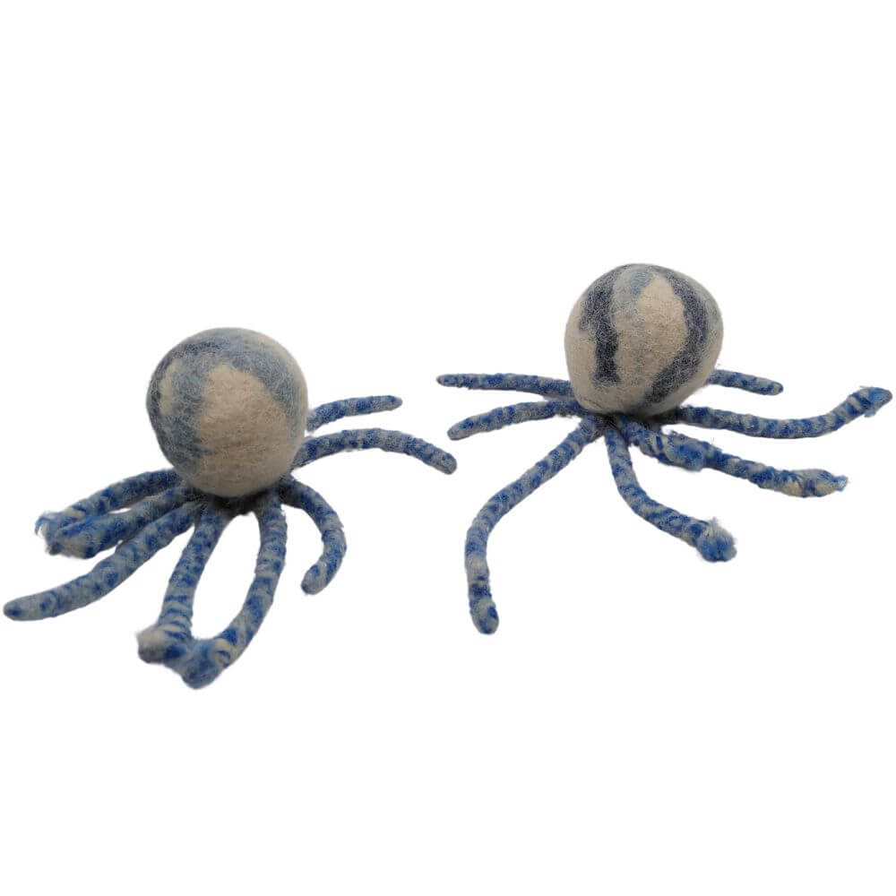 Hundespielzeug Oktopus blau aus Bio-Wollfilz in zwei Größen